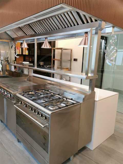 Private Kitchen Setup