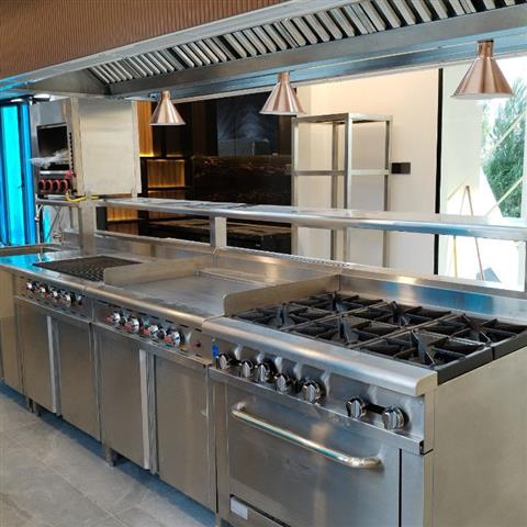 Private Kitchen Setup